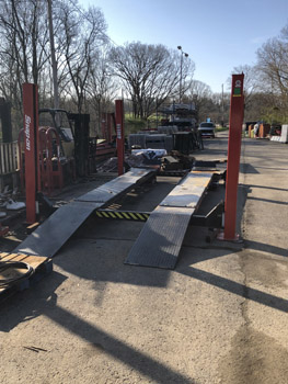 Outdoor car lift